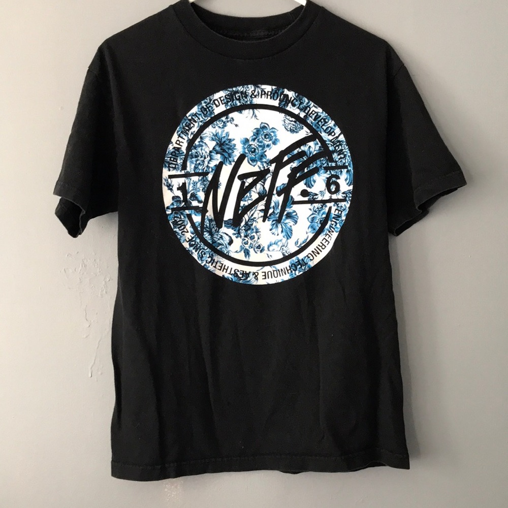 Neff Floral Logo Short Sleeve T-Shirt Size Medium